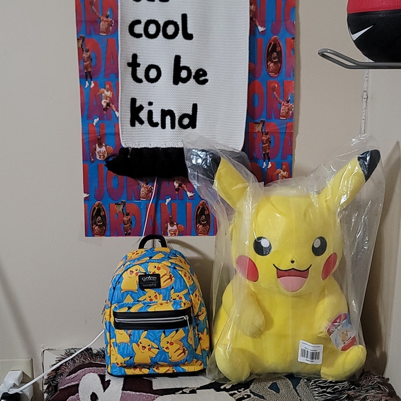 Pokemon 24inch Pikachu Plush - Picture 3 of 5